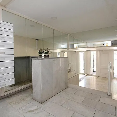 Blue Paradise Apartment