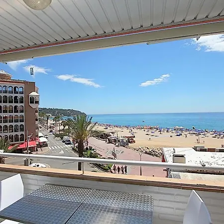 Blue Paradise Apartment *